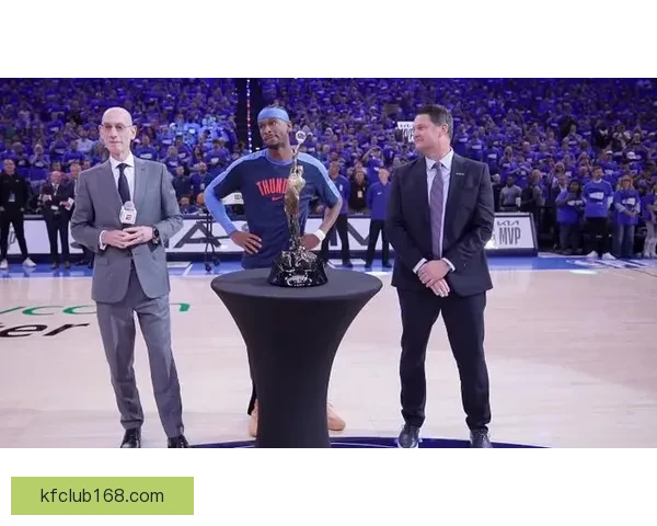 甜瓜坦言球员心中最佳球员 亚历山大当之无愧成为MVP